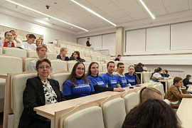 Члены волонтёрского отряда «СОЦИОНОМ» — участники квеста «Веучебка»